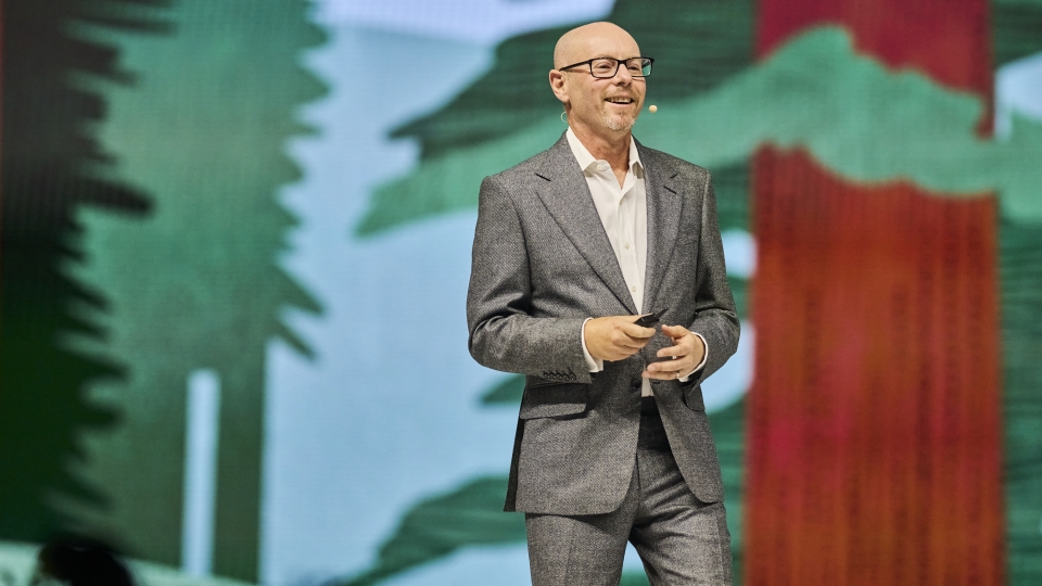 Oracle integrates with cloud and SaaS rivals to ease channel and customer ops
