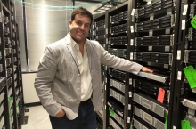 VAST Data fine tunes operations and marketing with hires